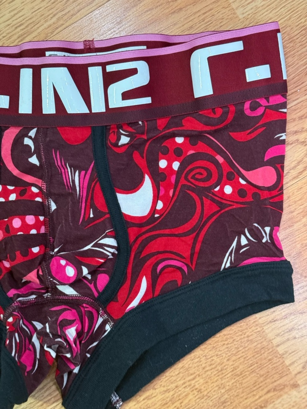 Red Patterned Stretch Shorts - Picture 3 of 7